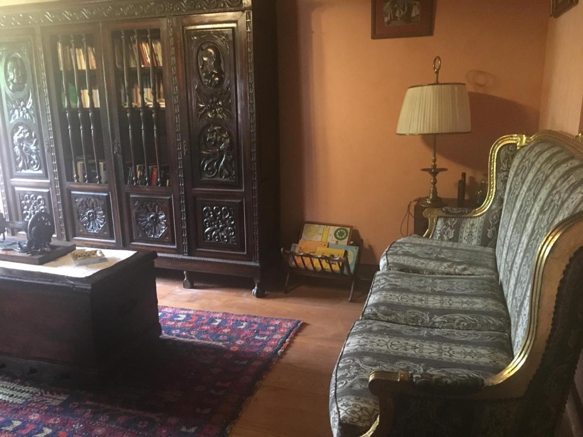 El Ama De Llaves Hostal Hontoria Exterior foto